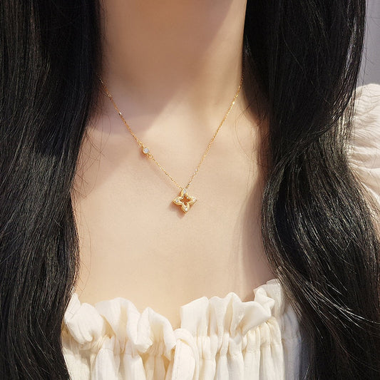 Collier Pendentif Vintage Italien à Quatre Feuilles