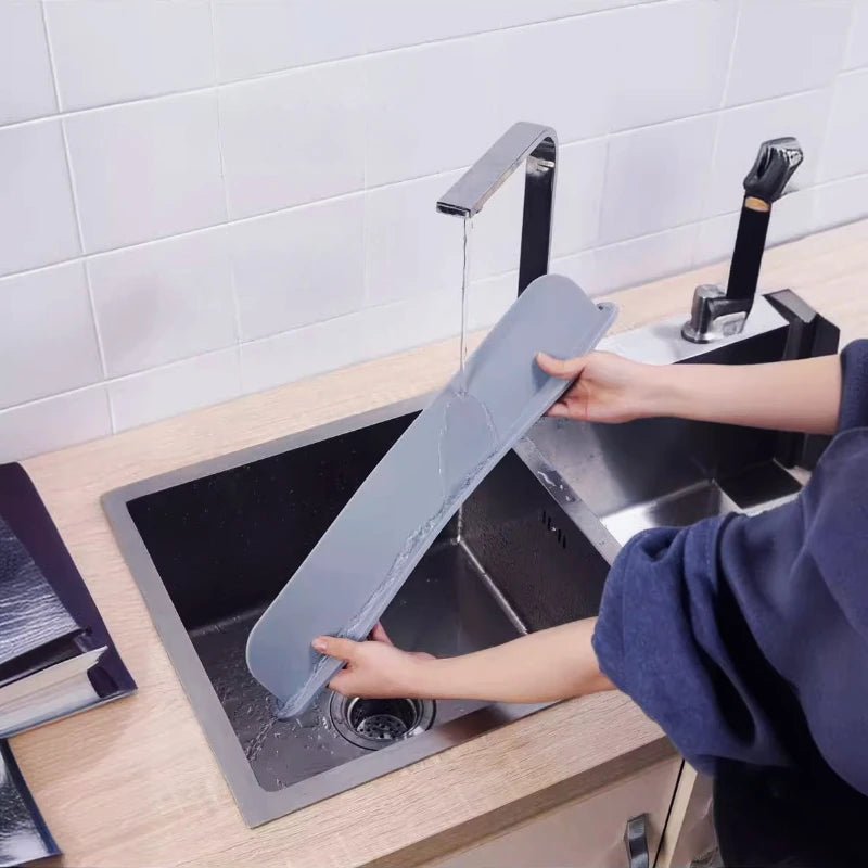 Garde-Eclaboussures de Lavabo Réutilisable en Silicone