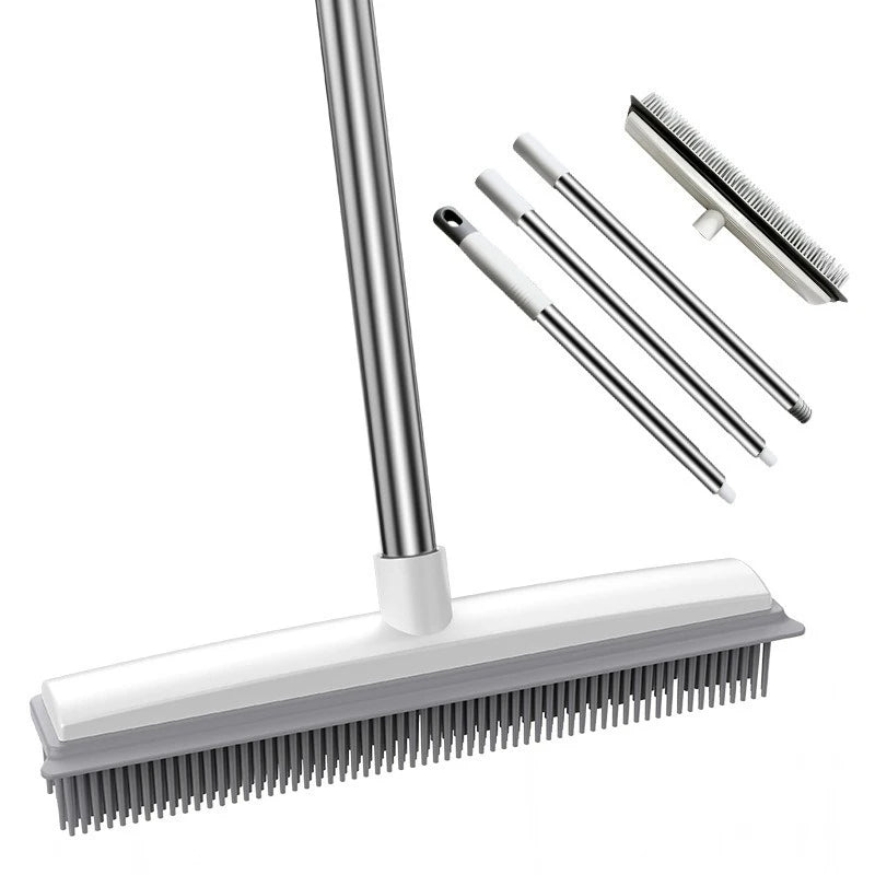 Brosse en caoutchouc avec racloir pour poils d'animaux